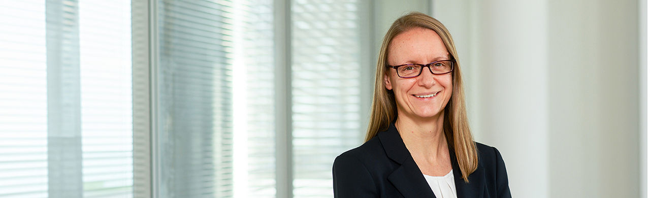 Dechert Corporate and Securities Lawyer Carina Klaes-Staudt